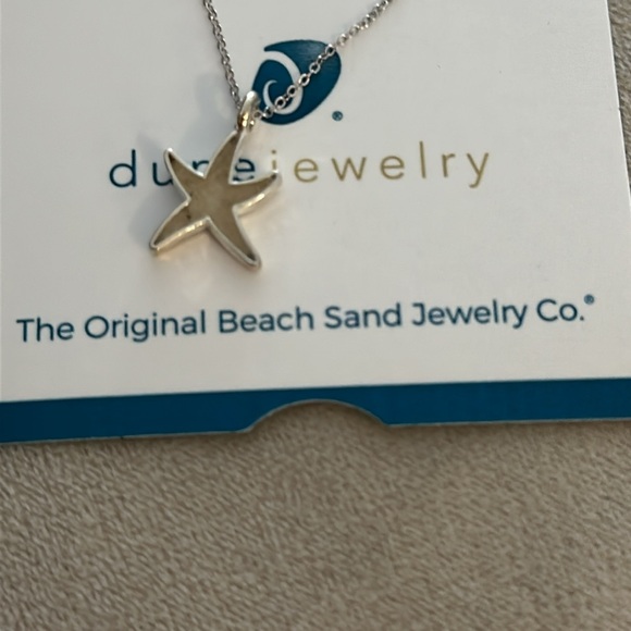 NWT Dune Jewelry Delicate Starfish Necklace - Picture 5 of 10